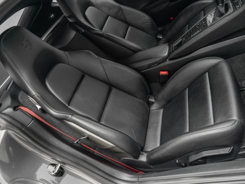 Used 2019 Porsche 718 Cayman S RWD image 25
