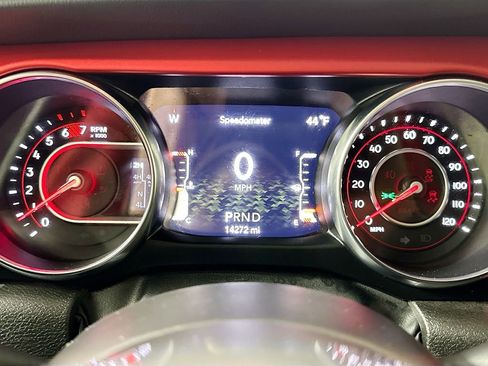 Used 2022 Jeep Wrangler Unlimited Rubicon image 9