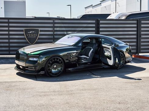 Used 2024 Rolls-Royce Spectre w/ Spectre Launch Package AWD/4WD image 5