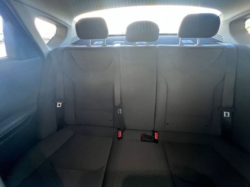 Used 2025 Kia K4 LXS image 38