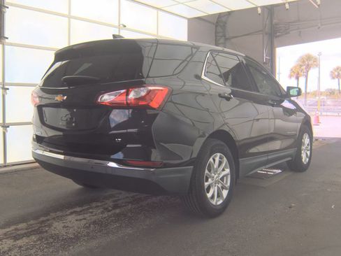 Used 2019 Chevrolet Equinox LT FWD image 4