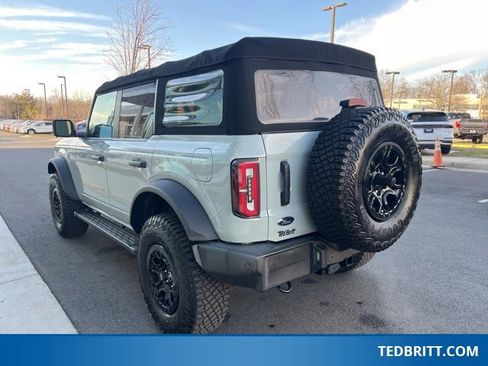 Certified 2022 Ford Bronco Wildtrak image 6