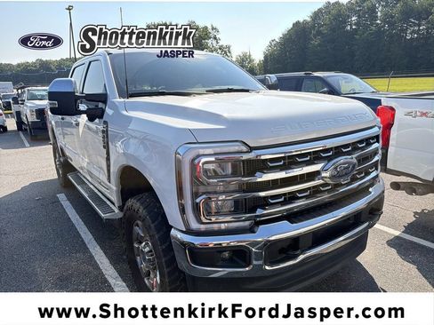 Used 2025 Ford F250 Lariat w/ Chrome Package AWD/4WD image 1