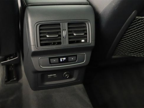 Certified 2023 Audi Q5 2.0T Premium w/ Convenience Package image 22