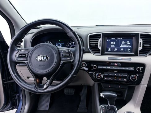 Used 2019 Kia Sportage EX FWD image 3