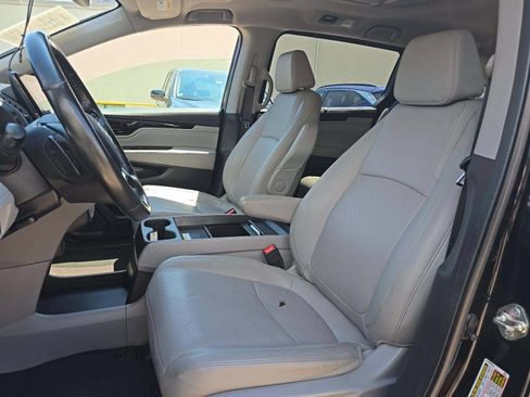 Used 2019 Honda Odyssey Elite image 6