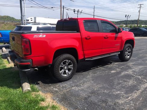 Used 2019 Chevrolet Colorado Z71 AWD/4WD image 4