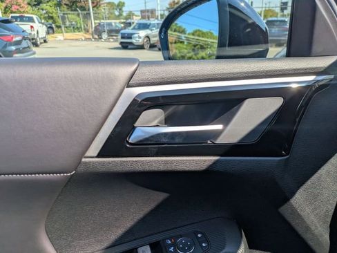 New 2025 Mitsubishi Outlander Trail Edition image 12