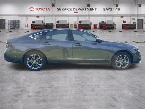 Used 2024 Honda Accord EX-L image 8