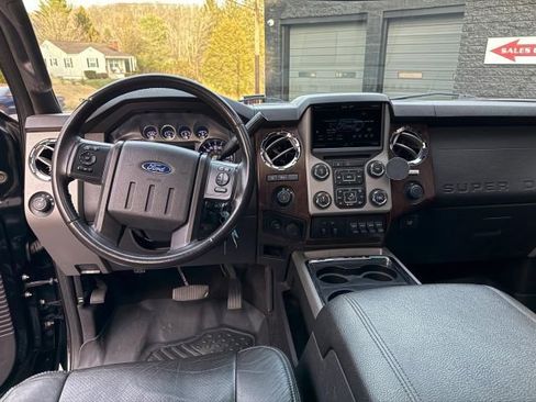 Used 2016 Ford F250 Lariat w/ Chrome Package image 24