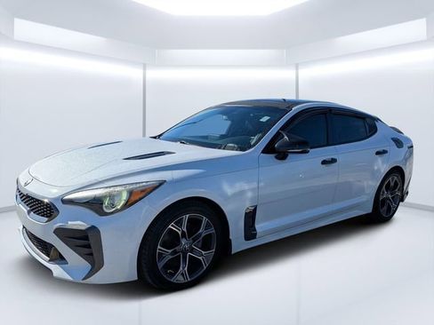 Used 2020 Kia Stinger GT-Line w/ Sun & Sound Package RWD image 7