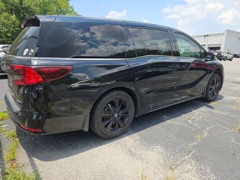 Used 2024 Honda Odyssey Sport image 8