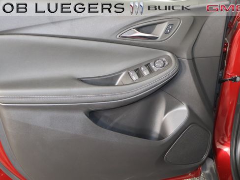 Certified 2024 Buick Encore GX Preferred FWD image 7