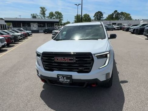 New 2026 GMC Acadia AT4 w/ Luxury Package AWD/4WD image 3
