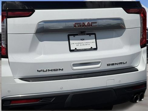 Used 2024 GMC Yukon XL Denali w/ Max Trailering Package RWD image 10