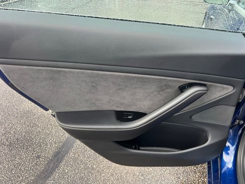 Used 2018 Tesla Model 3 Long Range image 20