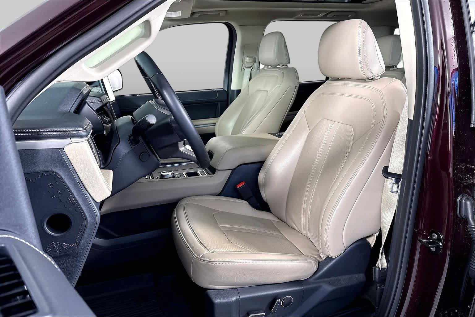 Used 2024 Ford Expedition Max Limited RWD image 8