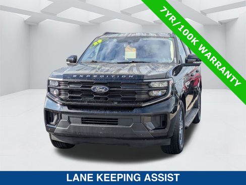 Certified 2025 Ford Expedition Max Active image 7