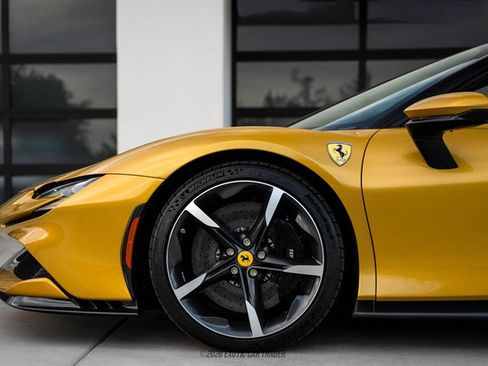 Used 2024 Ferrari SF90 Spider AWD/4WD image 4