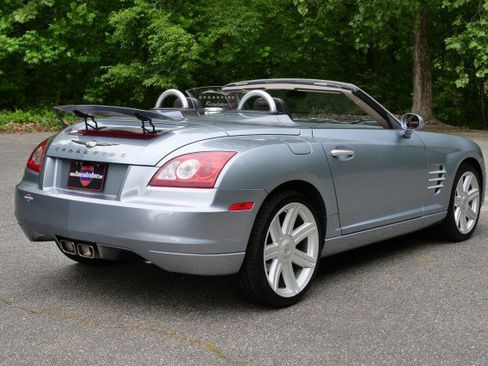 Used 2007 Chrysler Crossfire Limited RWD image 20