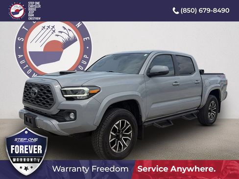 Used 2020 Toyota Tacoma TRD Sport w/ TRD Premium Sport Package AWD/4WD image 1