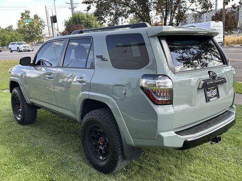 Used 2023 Toyota 4Runner TRD Off-Road Premium w/ Off Road Premium Plus Package AWD/4WD image 9