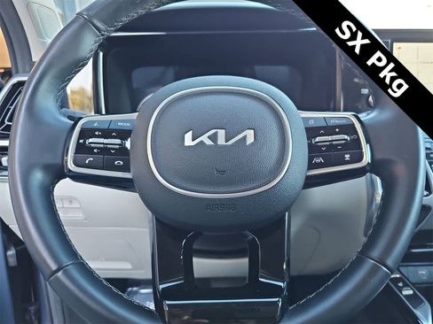 Used 2022 Kia Sorento SX image 19