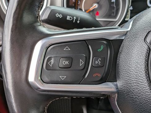 Used 2022 Jeep Gladiator Overland w/ Cold Weather Group AWD/4WD image 24