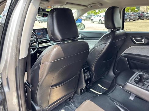 Used 2022 Jeep Compass Latitude w/ Convenience Group AWD/4WD image 20