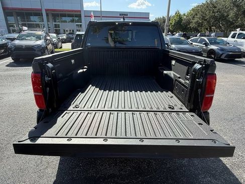 Used 2025 Toyota Tacoma Limited AWD/4WD image 15