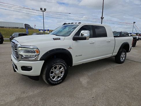 Used 2024 RAM 2500 Laramie w/ Off Road Package AWD/4WD image 2