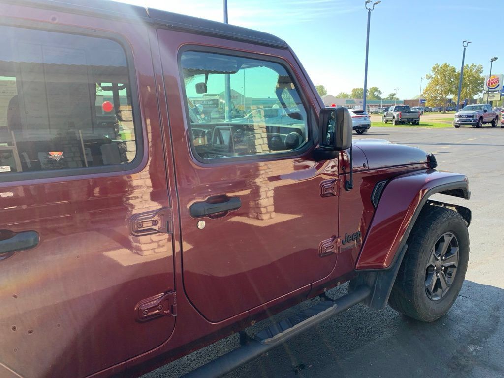 Used 2021 Jeep Gladiator Sport AWD/4WD image 14