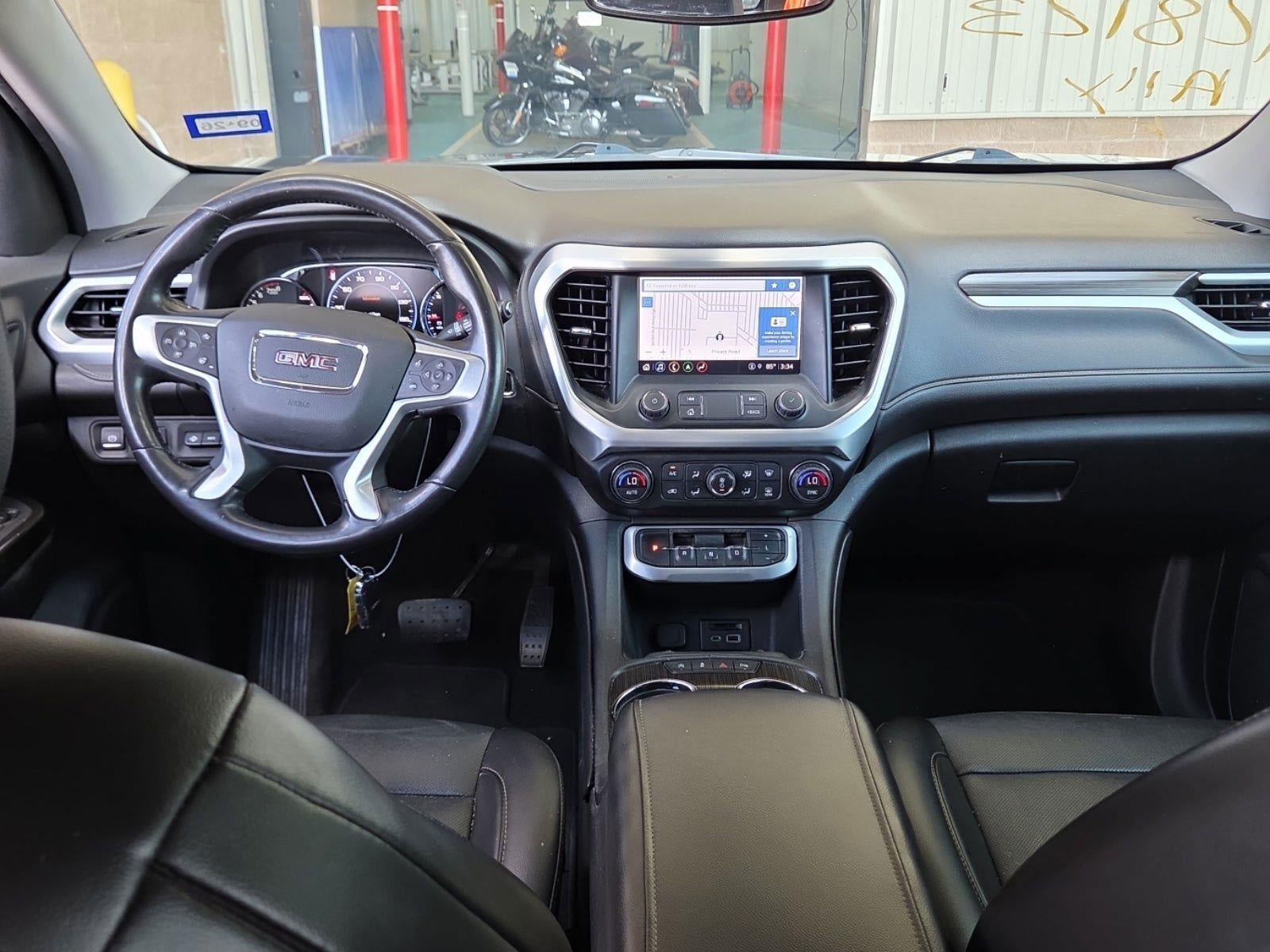 Used 2022 GMC Acadia SLT w/ Elevation Edition FWD image 4