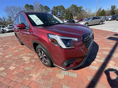 Used 2023 Subaru Forester Limited image 38