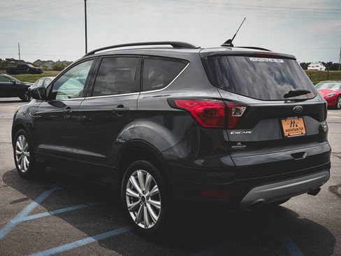 Used 2019 Ford Escape SEL AWD/4WD image 8