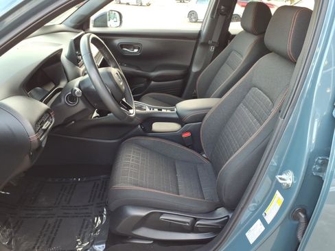Certified 2024 Honda HR-V Sport image 4