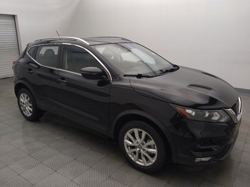 Used 2022 Nissan Rogue Sport SV FWD image 11