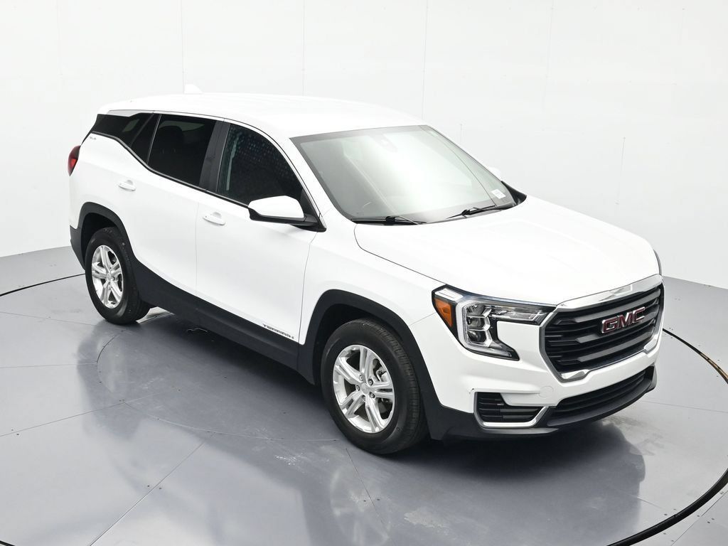 Used 2024 GMC Terrain SLE FWD image 30