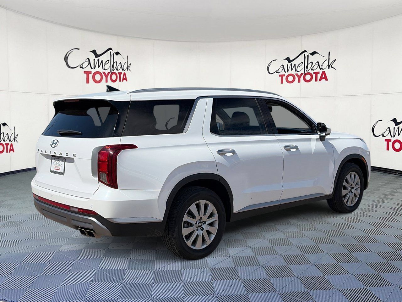 Used 2025 Hyundai Palisade SEL FWD image 8