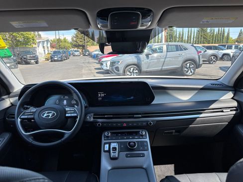 Used 2025 Hyundai Palisade SEL FWD image 37