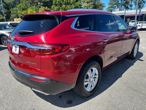 Used 2020 Buick Enclave Essence image 7