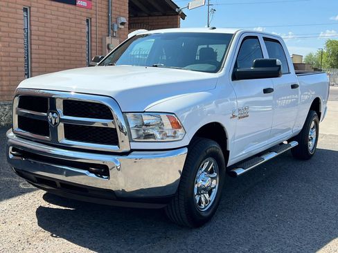 Used 2016 RAM 2500 Tradesman w/ Chrome Appearance Group RWD image 3