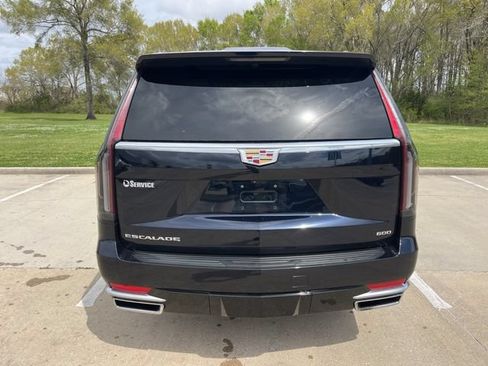 Used 2023 Cadillac Escalade ESV Premium Luxury Platinum RWD image 4