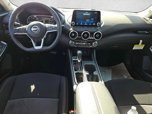 New 2025 Nissan Sentra SR image 11