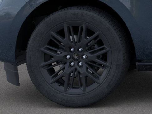 New 2026 Ford Expedition Max Platinum w/ Stealth Appearance Package image 19