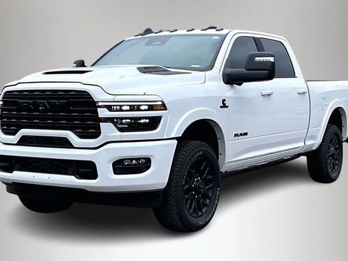 Used 2025 RAM 3500 Limited image 2