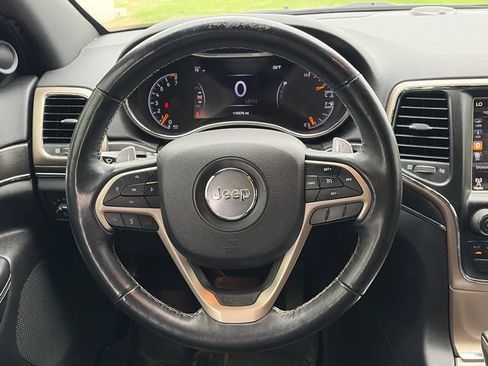 Used 2017 Jeep Grand Cherokee Limited AWD/4WD image 12