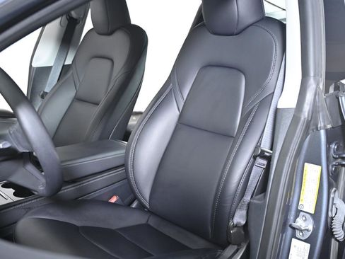 Used 2023 Tesla Model 3 Performance image 21