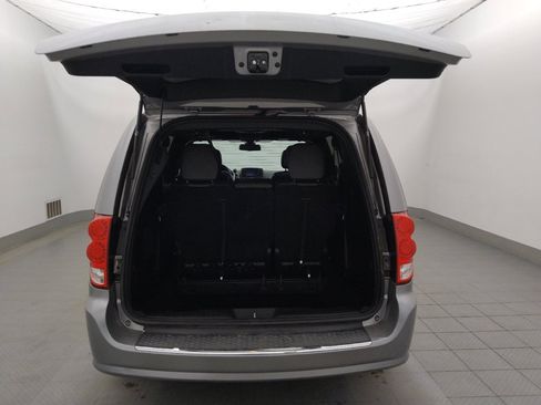 Used 2019 Dodge Grand Caravan GT FWD image 29