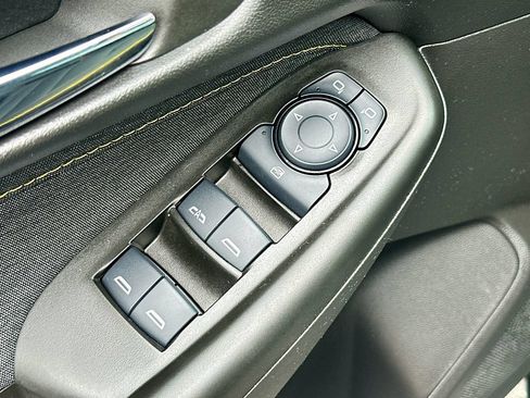 Certified 2024 Chevrolet TrailBlazer ACTIV FWD image 17